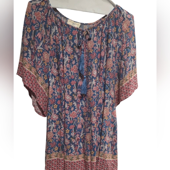 Cynthia Rowley Tops - Cynthia Rowley Blue Floral Boho Peasant Top with Pink Accents